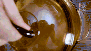 加山藥、毛豆再煮15分鐘。