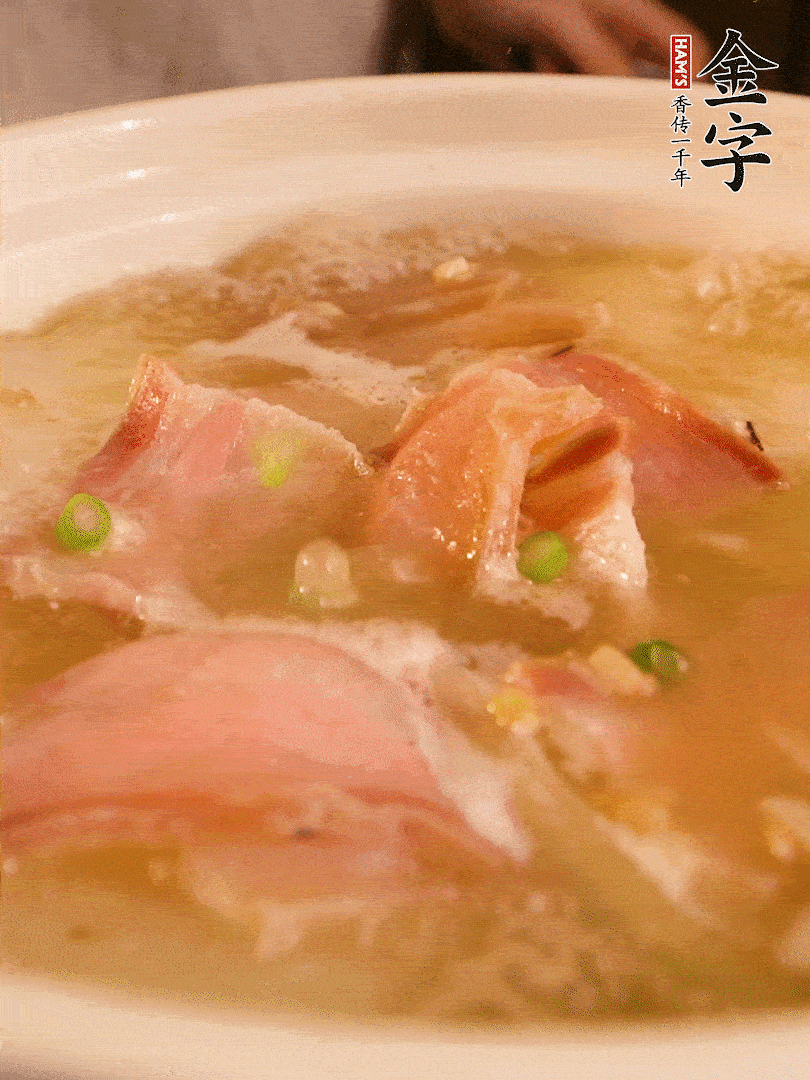 最后撒點蔥花。